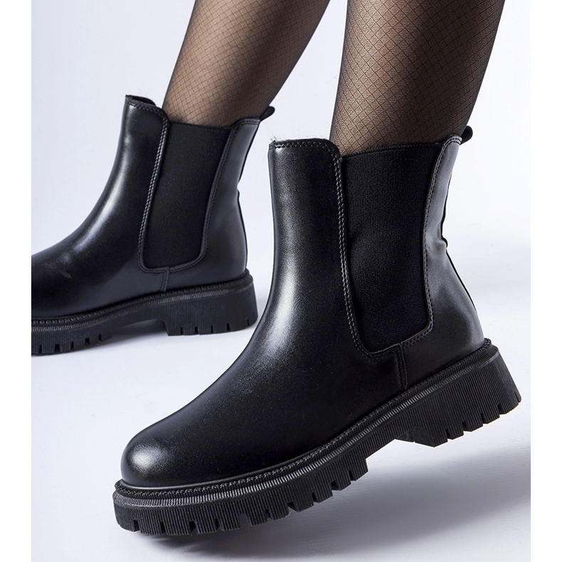 Botine clasice cu slip-on, izolate, negre de la Noas negru 1