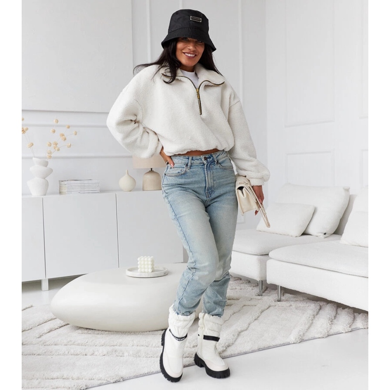 Cizme de zăpadă de damă izolate bej de la Pulliam 2