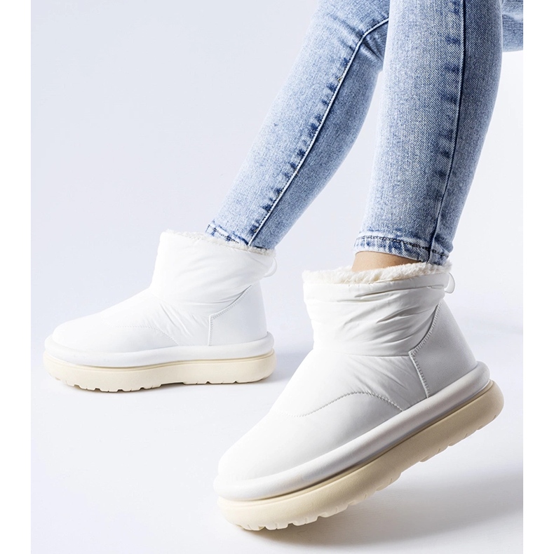 Cizme de zăpadă izolate albe Linwood 1