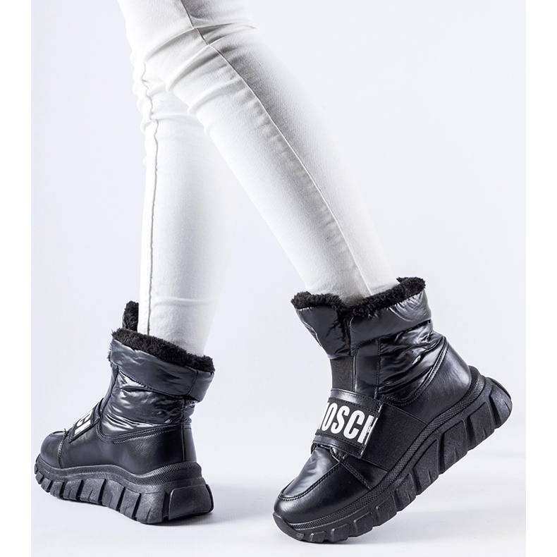 Cizme de zăpadă izolate negre cu platformă Bend negru 1