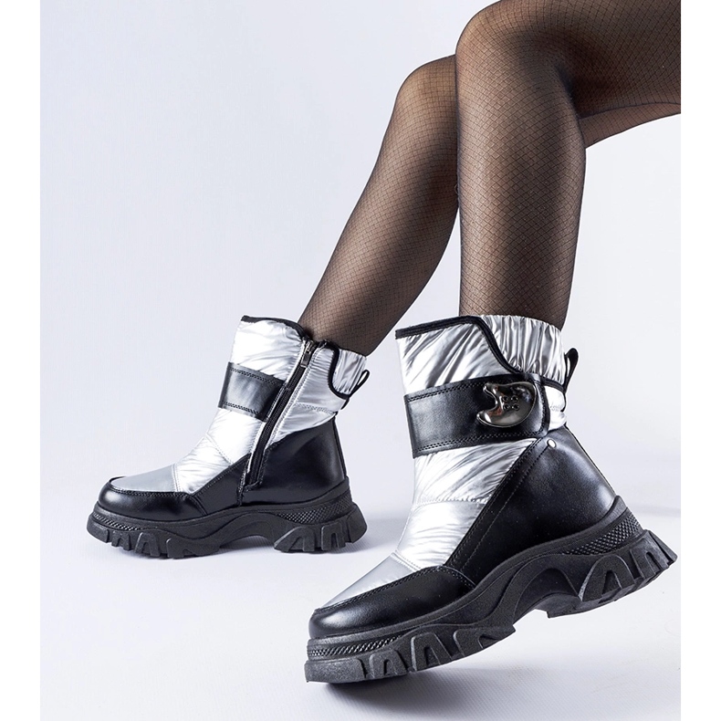 Cizme de zăpadă Carta izolate în negru și argintiu 1