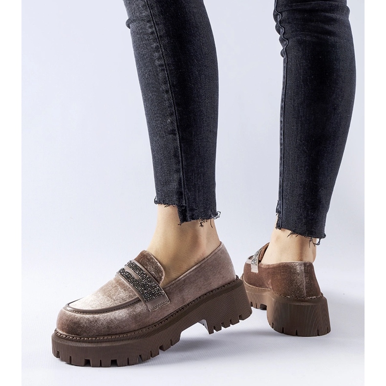 Mocasini maro decorati cu strasuri Longuelo bej 1