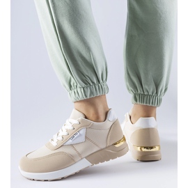 Adidași din material bej de la Geraldino 1