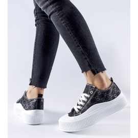 Adidasi negri decorati cu monograma Cavi negru 1