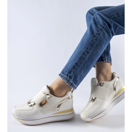 Tenisi slip-on bej cu platforma Sages 2