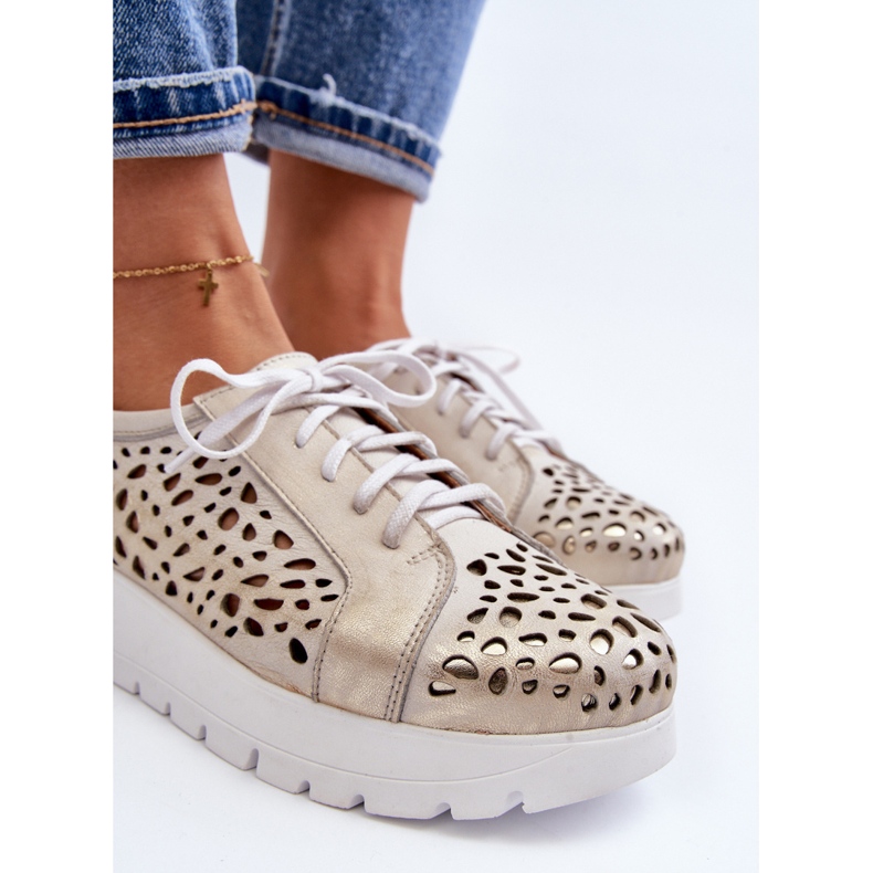 Pantofi din piele pentru femei Zazoo 2821, auriu ajurat de aur 1