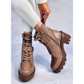 Cizme cu toc inalt cu siret Brooks Khaki maro 1