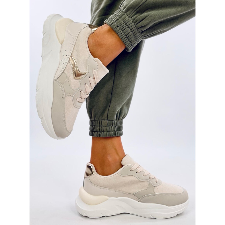 Tenisi Clervie Beige cu pană bej 2 Tenisi Clervie Beige cu pană bej 2