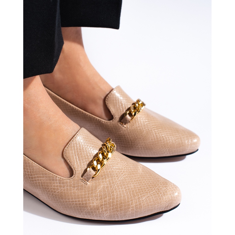 Stăpâni ascuțiți pentru femei bej de la Daszyński 2