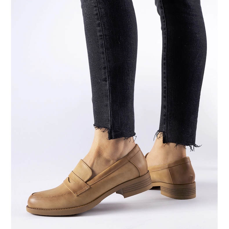 Mocasini Beaufort eleganti de culoare bej 1