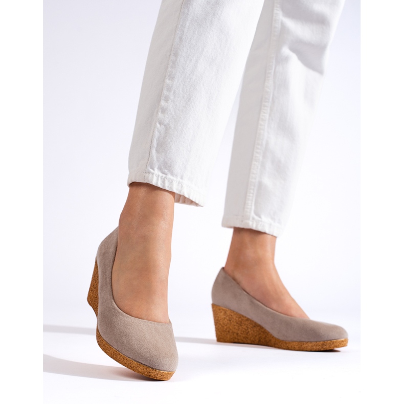 Pompe cu pană bej închis 1