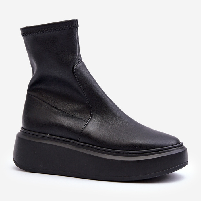 Botine de piele pentru femei Zazoo 3395 pe o platformă masivă, negru 2