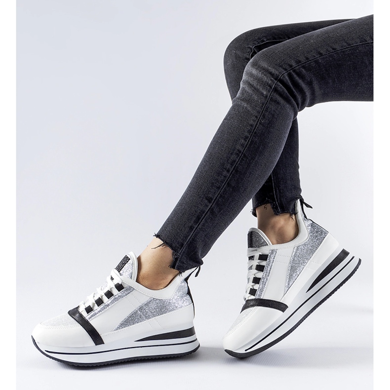 Tenisi albi cu sclipici pe platforma Marce 1