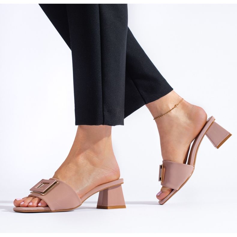 Mulți material de damă pe un toc mic Shelovet roz praf 2