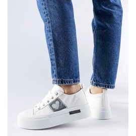 Adidași cu platformă Lawton albi și argintii 1