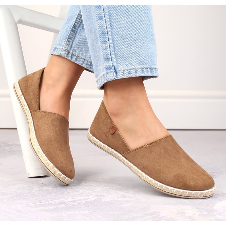 News Espadrile de piele intoarsa de dama cu decupaje taupe Noutati 24TX02-2416 bej 1