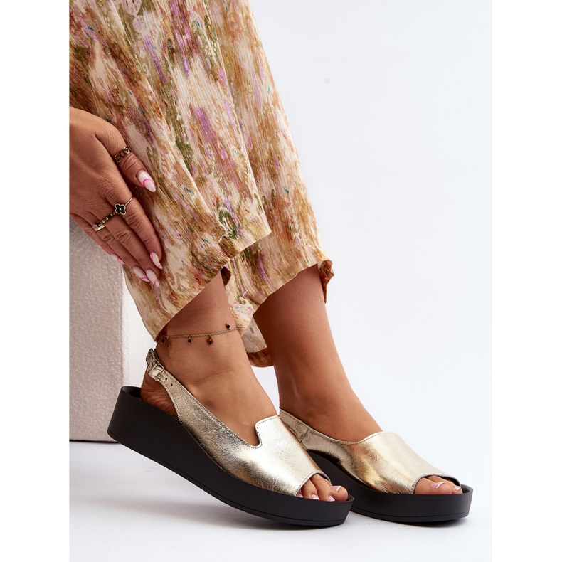 Sandale din piele pentru femei Zazoo 2893 cu talpă groasă, aurii de aur 1 Sandale din piele pentru femei Zazoo 2893 cu talpă groasă, aurii de aur 1