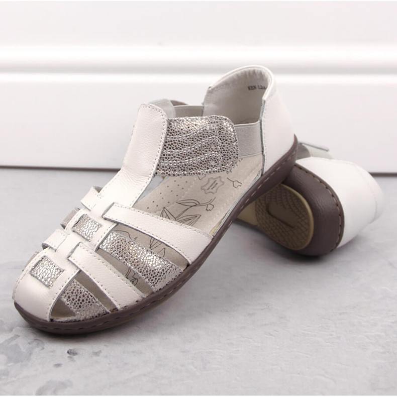 Sandale de dama inchise din piele, bej, T.Sokolski 1