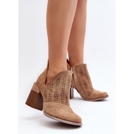 Botine de damă ajurate pe un toc înalt bej Niartima 3