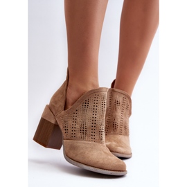 Botine de damă ajurate pe un toc înalt bej Niartima 5