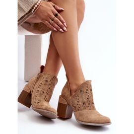 Botine de damă ajurate pe un toc înalt bej Niartima 6