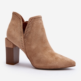 Botine Vailen Bej Toc Înalt Cu Un Model Ajurat 1
