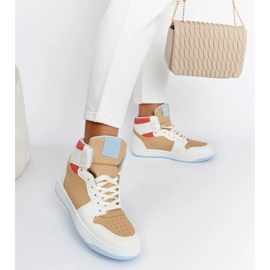 Tenisi înalți albi și bej de la Eagan 1 Tenisi înalți albi și bej de la Eagan 1