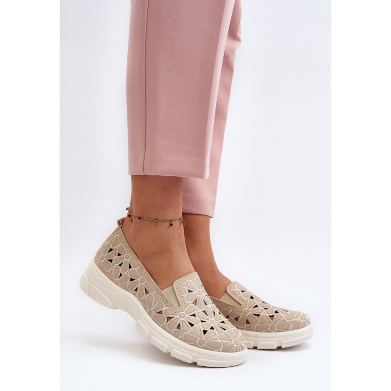 Pantofi de damă ajurat Emilei bej 2