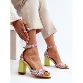 Sandale cu toc inalt cu flori galbene Vitamella 1