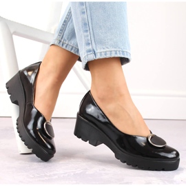 Pantofi dama din piele lacuita cu decor Filippo DP4569 negru 1