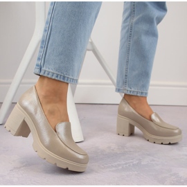 Pantofi slip-on de damă bej cu toc înalt și platformă Potocki 12040 3