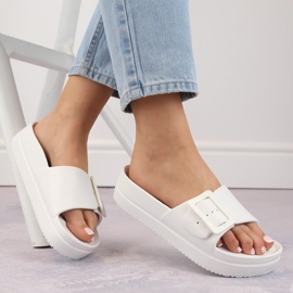 Flip-flops de damă cu platformă din spumă cu cataramă, alb Big Star NN274A661 1