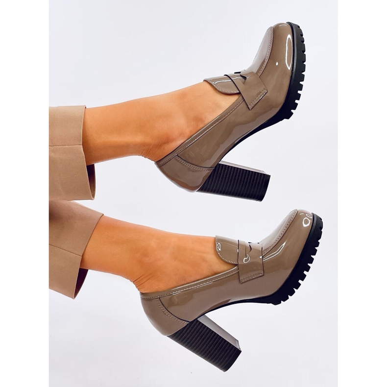 Mocasini Jeffis Khaki cu toc patentat bej 2