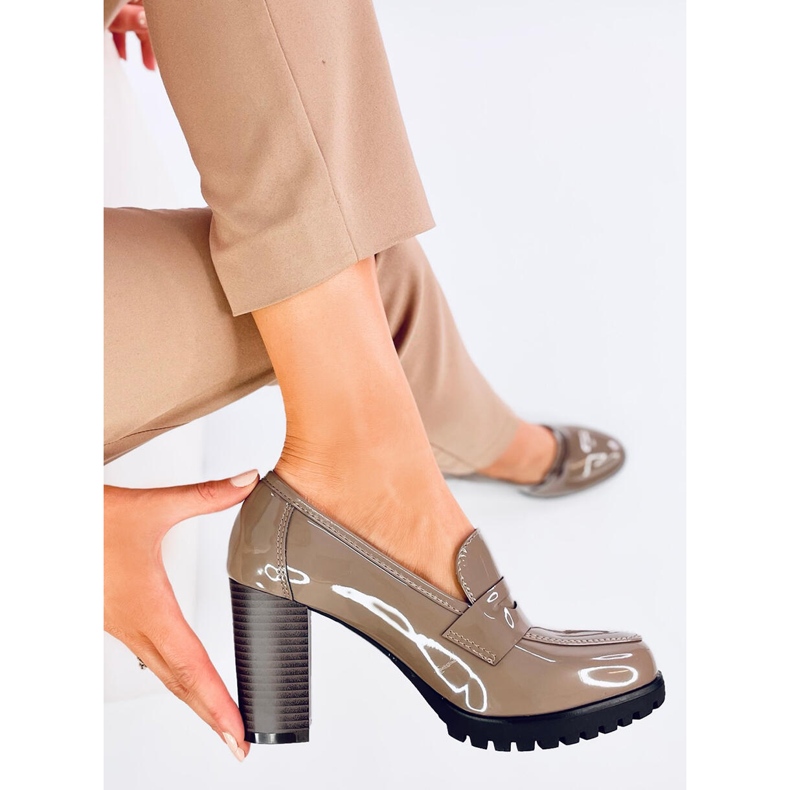 Mocasini Jeffis Khaki cu toc patentat bej 1