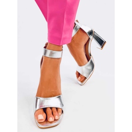 Sandale cu toc Ellen Silver cu curea argint 2