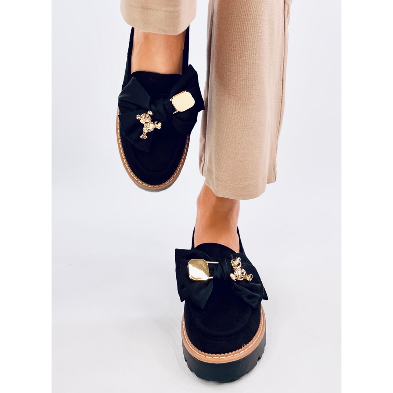 Mocasini Pennsy Black cu un ursuleț decorativ negru 1