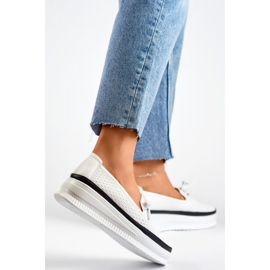 Pantofi ajurati din piele pentru femei, mocasini confortabili din piele naturala alb 1 Pantofi ajurati din piele pentru femei, mocasini confortabili din piele naturala alb 1