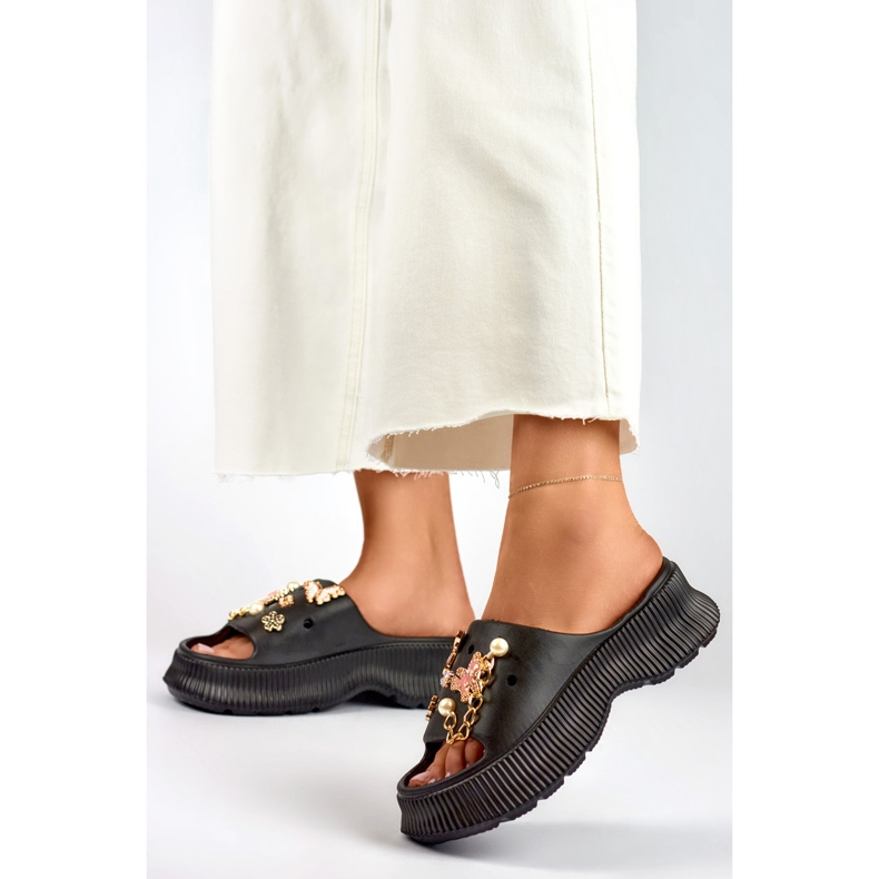 Slapi de damă din cauciuc negru cu decorațiuni 2