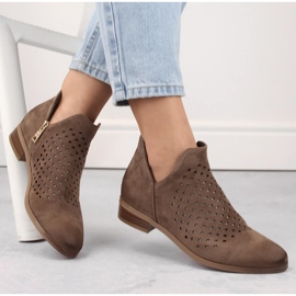 Botine dama de piele intoarsa cu decupaj, maro, Vinceza 58240 1 Botine dama de piele intoarsa cu decupaj, maro, Vinceza 58240 1