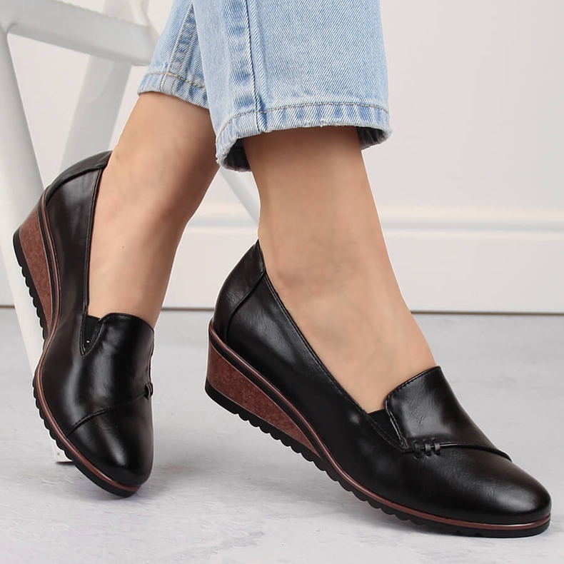 Pantofi negri cu pană slip-on de damă Potocki SZ12345 negru 1 Pantofi negri cu pană slip-on de damă Potocki SZ12345 negru 1