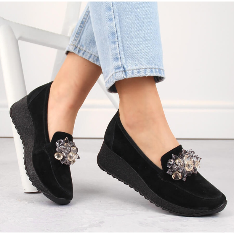 Pantofi de dama din piele intoarsa cu pana cu cristale, negru Filippo DP4563 1