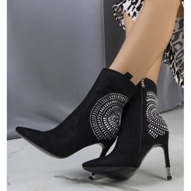 PA1 Cizme izolate negre pe toc stiletto Nolani negru 1