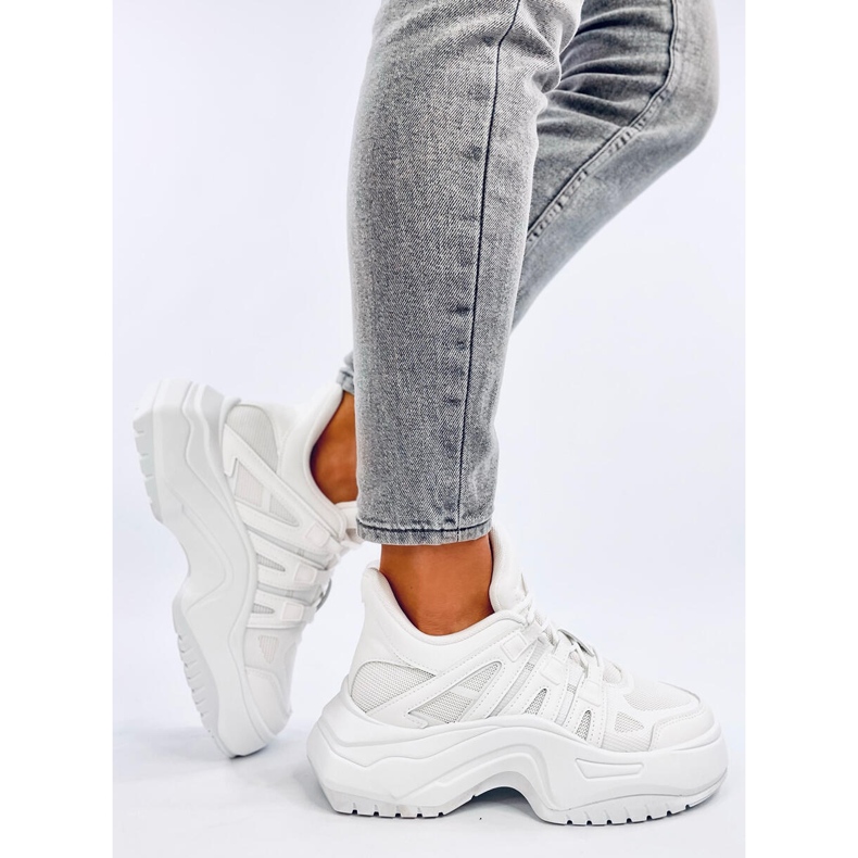 Tenisi cu pană Nuthall White alb 2