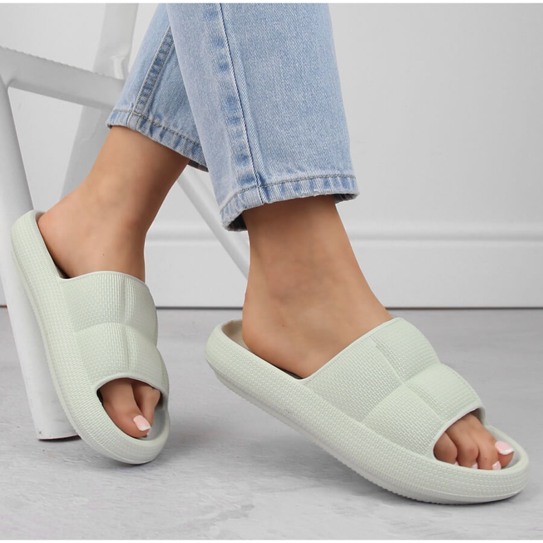 Papuci de dama verde deschis Vinceza 76052 1