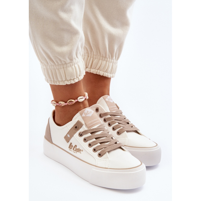Lee Cooper LCW-24-31-2198 Pantofi de damă din material textil, alb 1