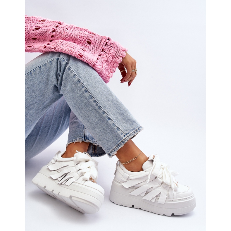 Pantofi Zazoo 2F-7033 pe o platformă masivă, alb 2