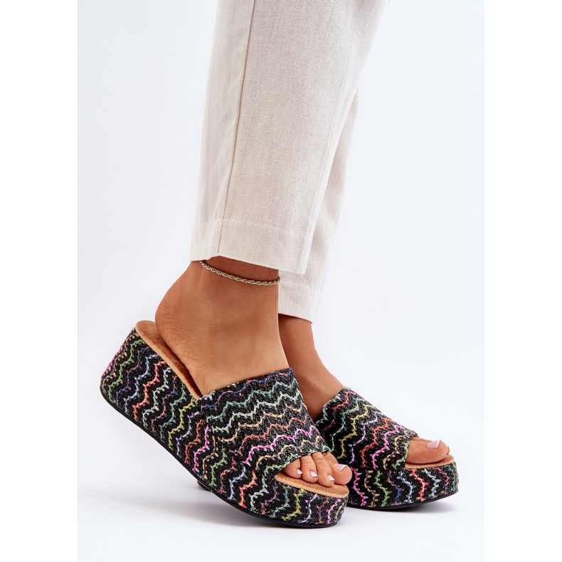 Slapi negri Vanarila Wedge pentru damă negru 2 Slapi negri Vanarila Wedge pentru damă negru 2