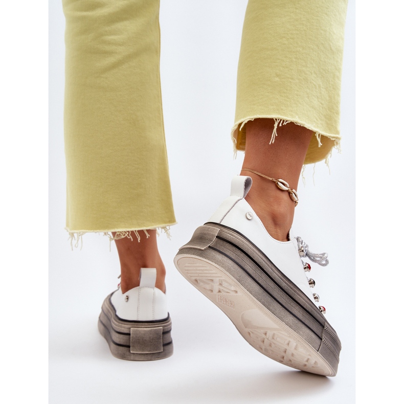 Pantofi de damă cu platformă GOE NN2N4054 alb 1