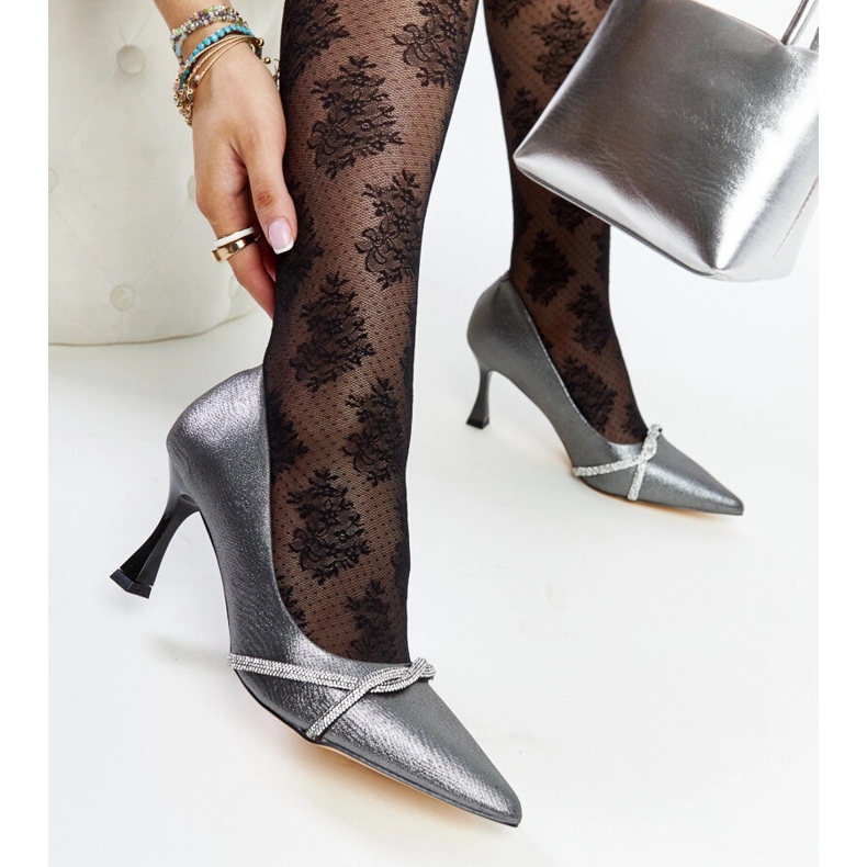 Tocuri înalte din grafit cu decor Zdenka argint 1