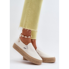 Pantofi de damă cu împletitură Lee Cooper LCW-24-44-2430 alb 2